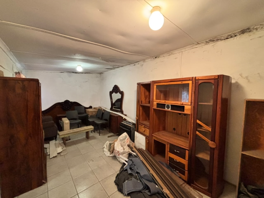 5 Bedroom Property for Sale in Russels Rest Western Cape